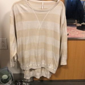 Free People long sleeve light weight pullover